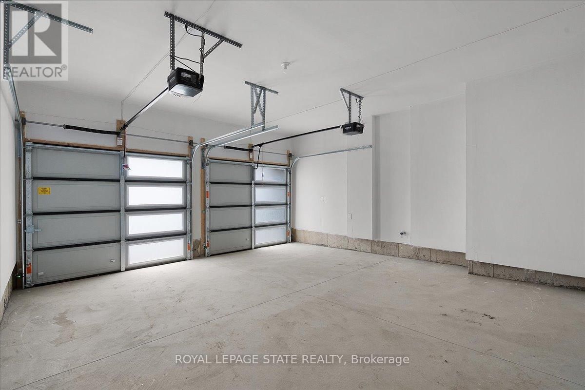 628 WINDWOOD DRIVE Image 37