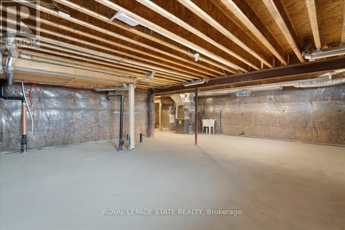 628 WINDWOOD DRIVE Image 39