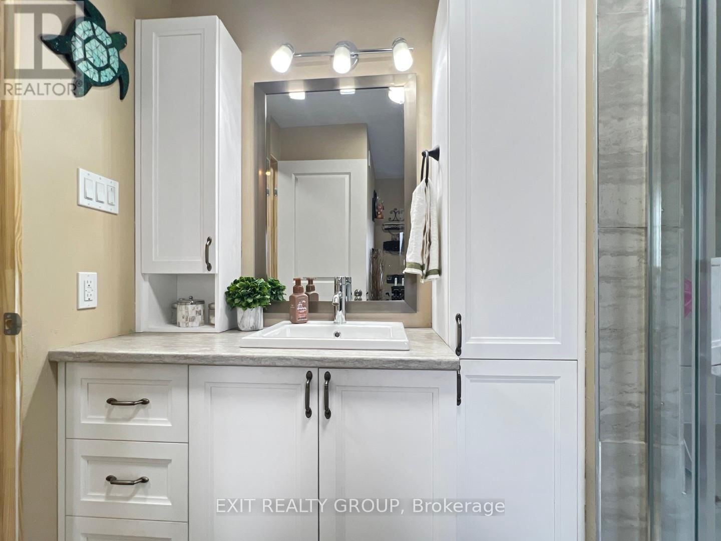 305 BATEMAN ROAD Image 20