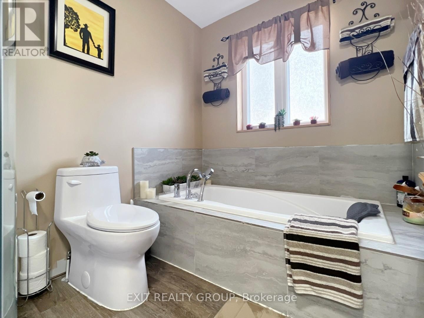 305 BATEMAN ROAD Image 21