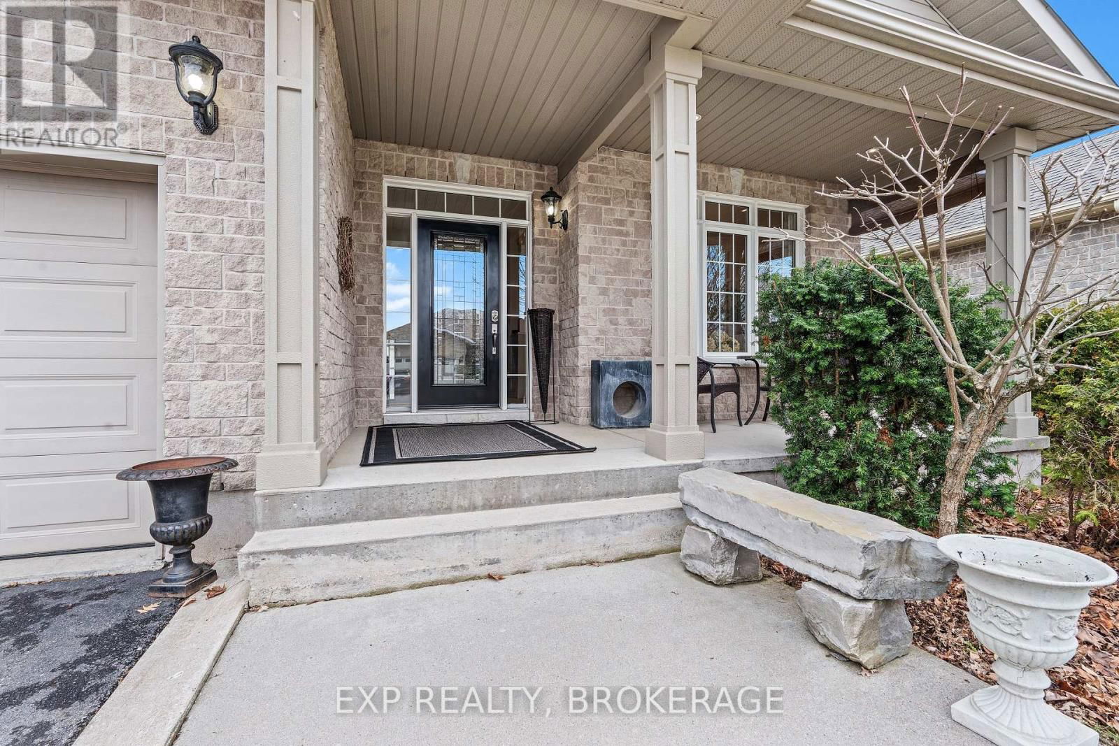 263 HONEYWOOD AVENUE Image 4