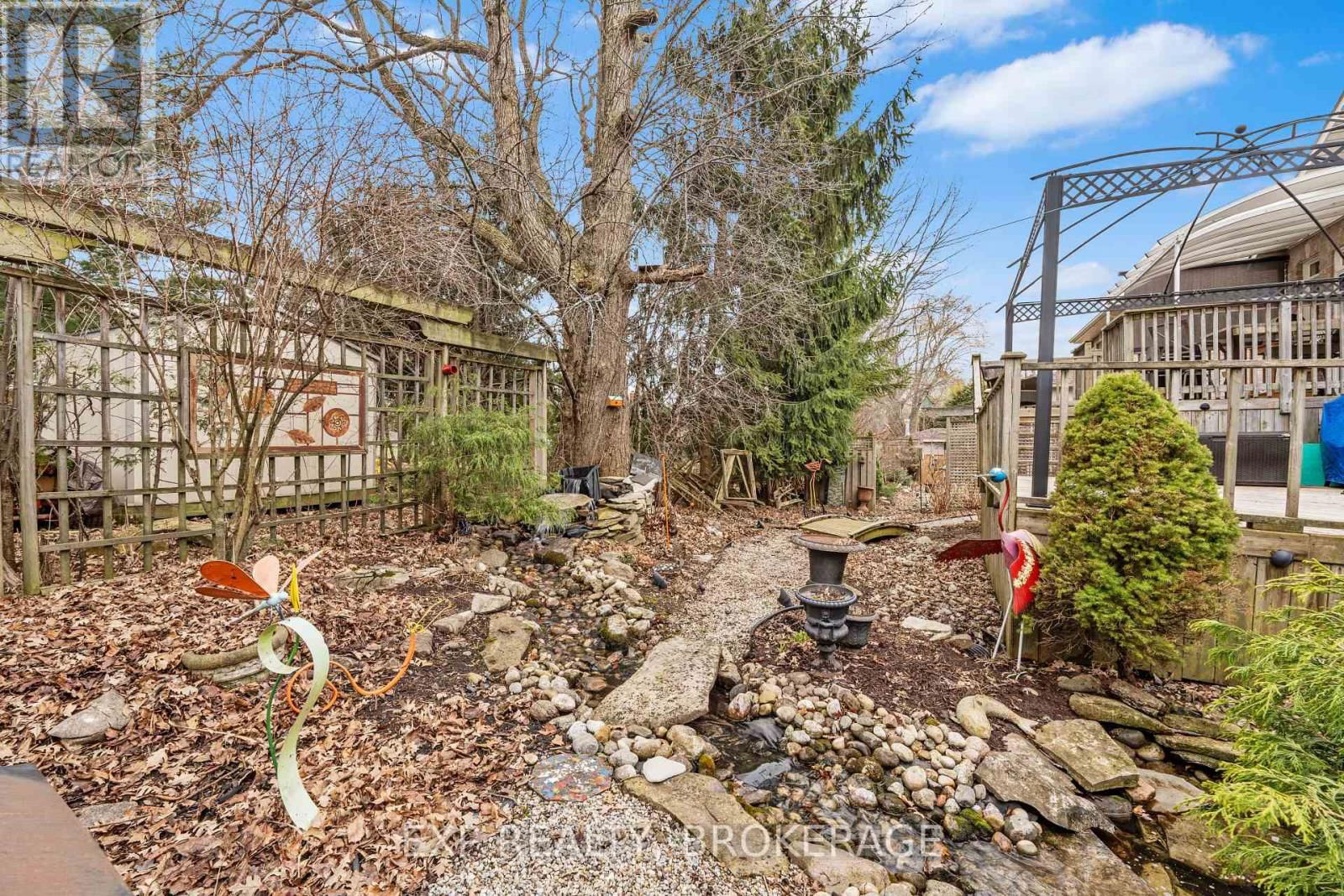 263 HONEYWOOD AVENUE Image 42