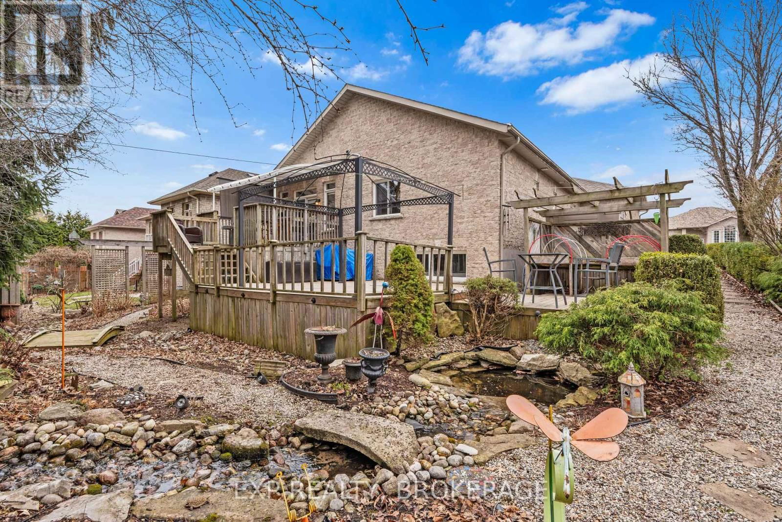 263 HONEYWOOD AVENUE Image 43