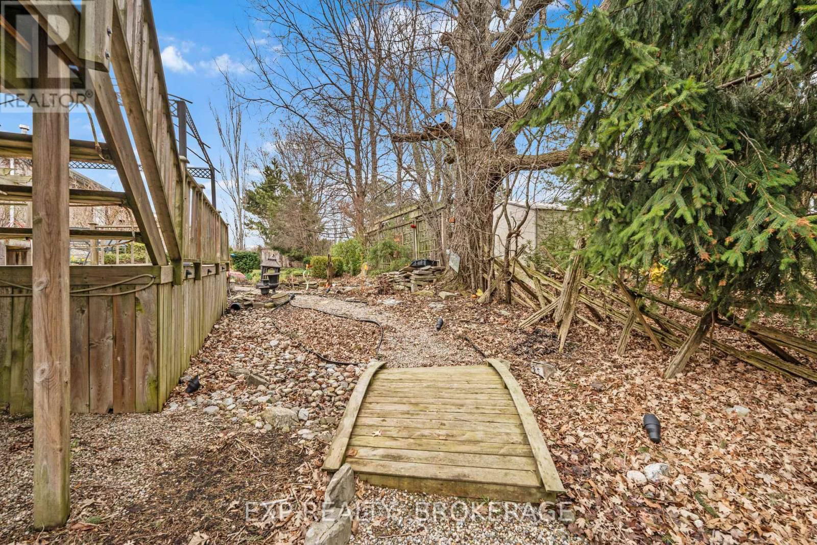 263 HONEYWOOD AVENUE Image 44