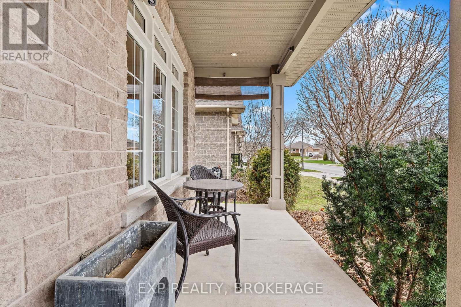 263 HONEYWOOD AVENUE Image 5