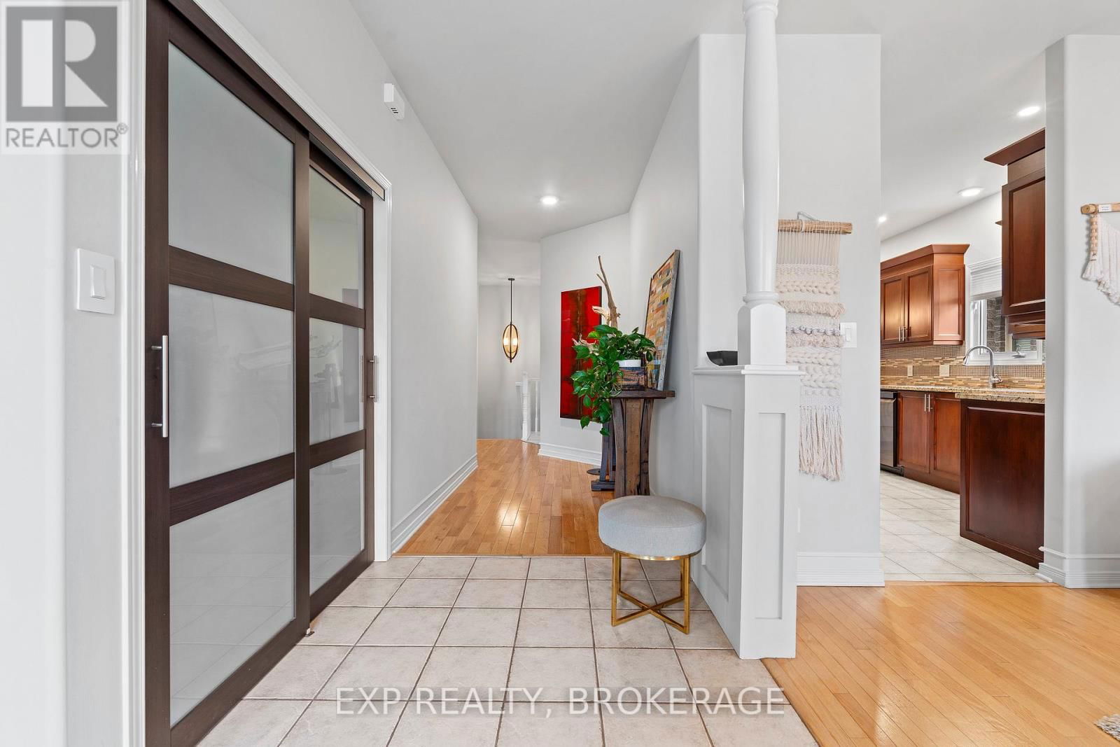 263 HONEYWOOD AVENUE Image 6