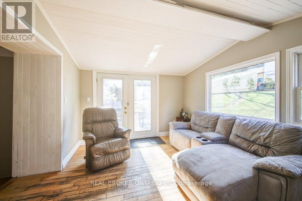 684743 HWY 2 Image 25
