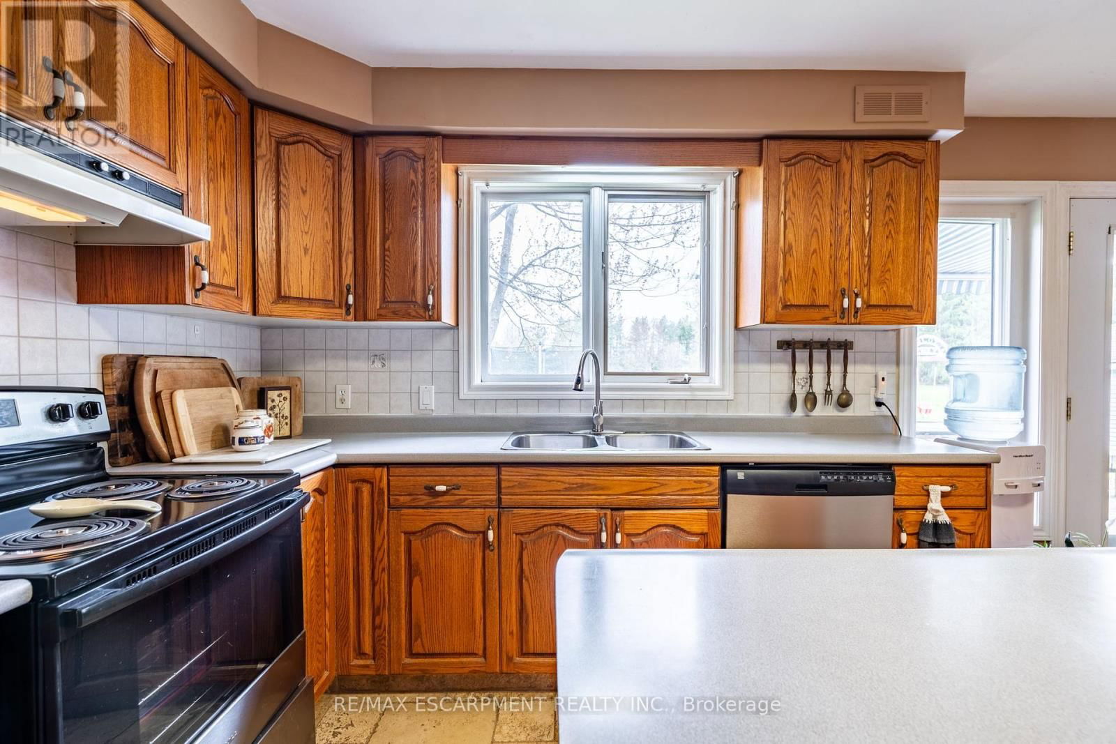 248 HYSERT ROAD Image 13