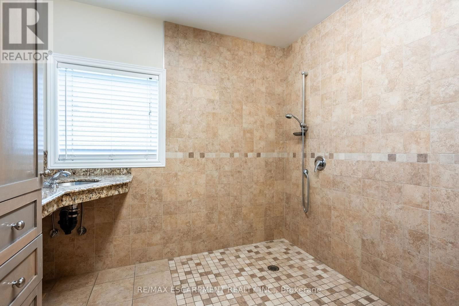 248 HYSERT ROAD Image 17