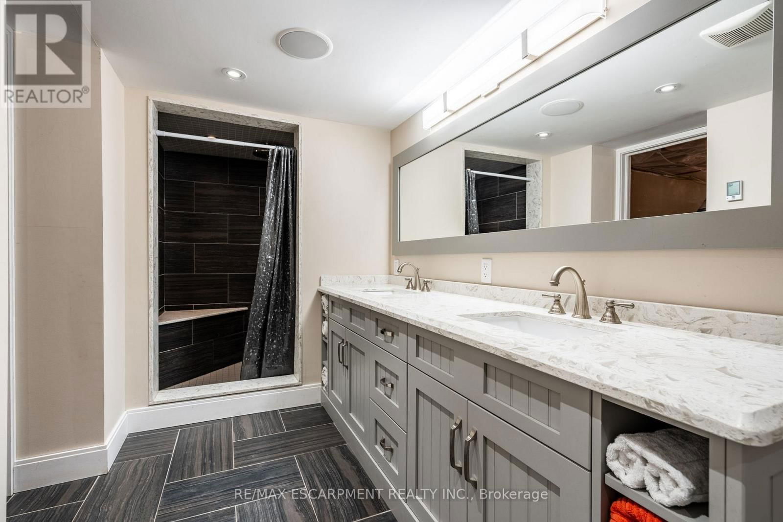 248 HYSERT ROAD Image 31