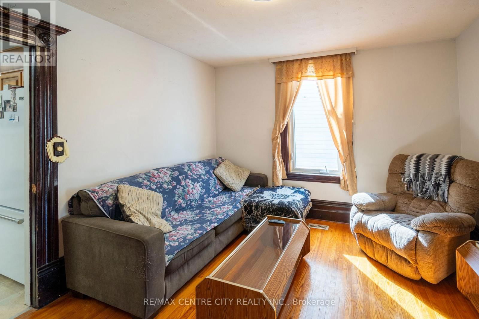 187 WATER STREET SOUTH Image 30