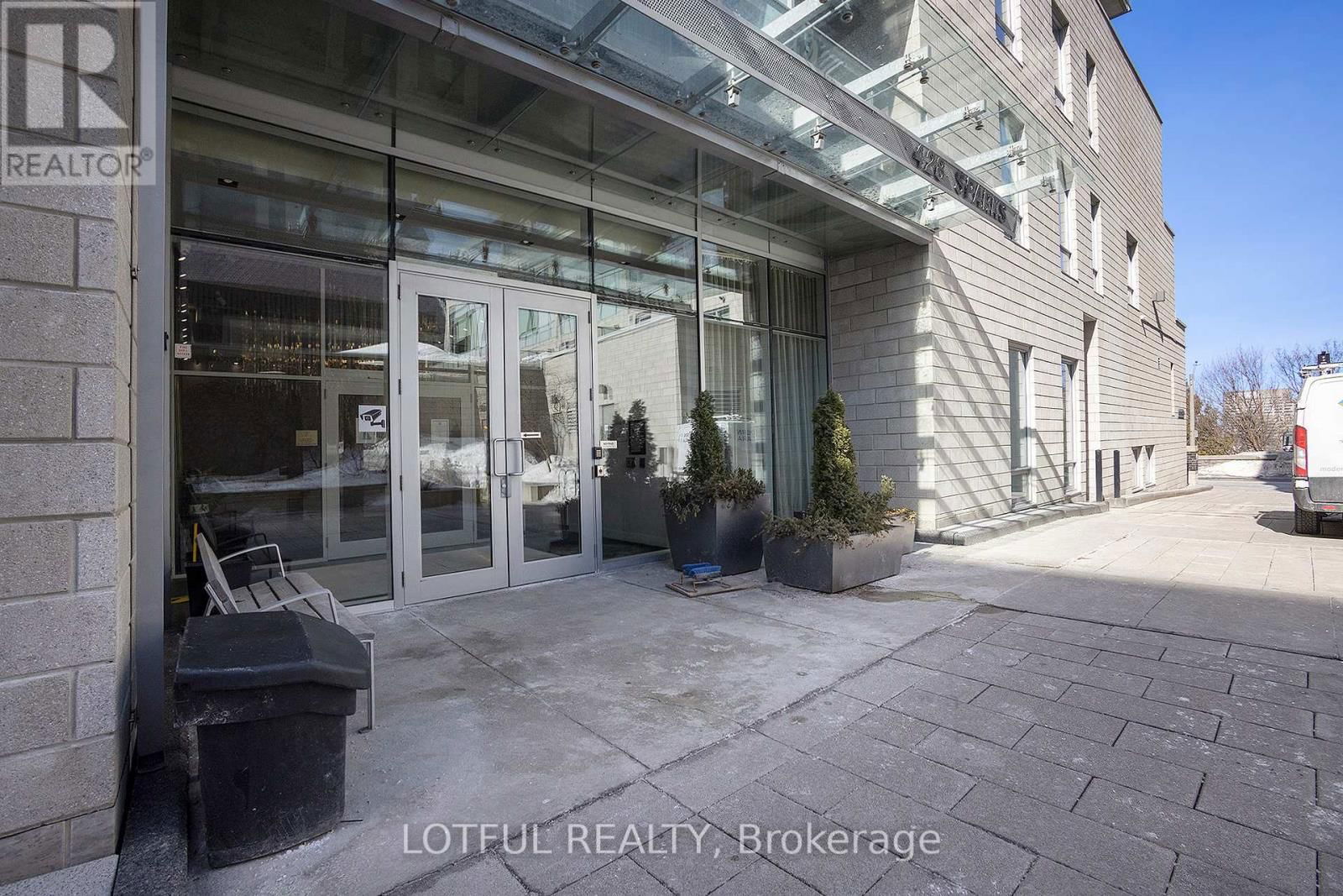 601 - 428 SPARKS STREET Image 2