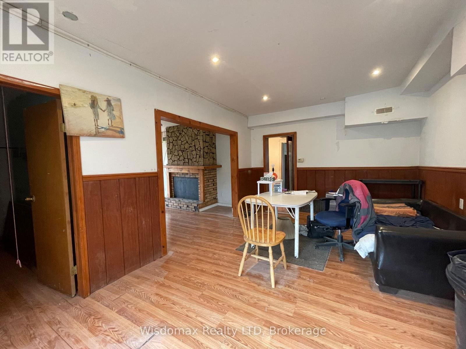 1819 THOMPSON ROAD Image 17