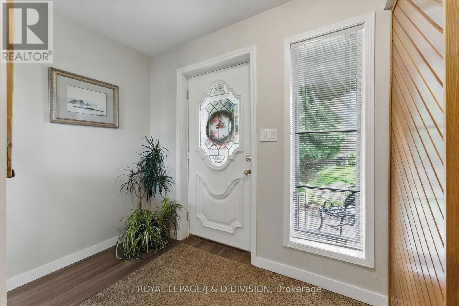 295 BRANT ROAD Image 2