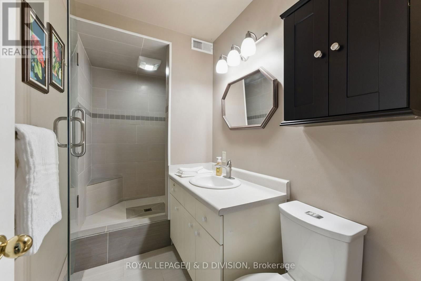 295 BRANT ROAD Image 33