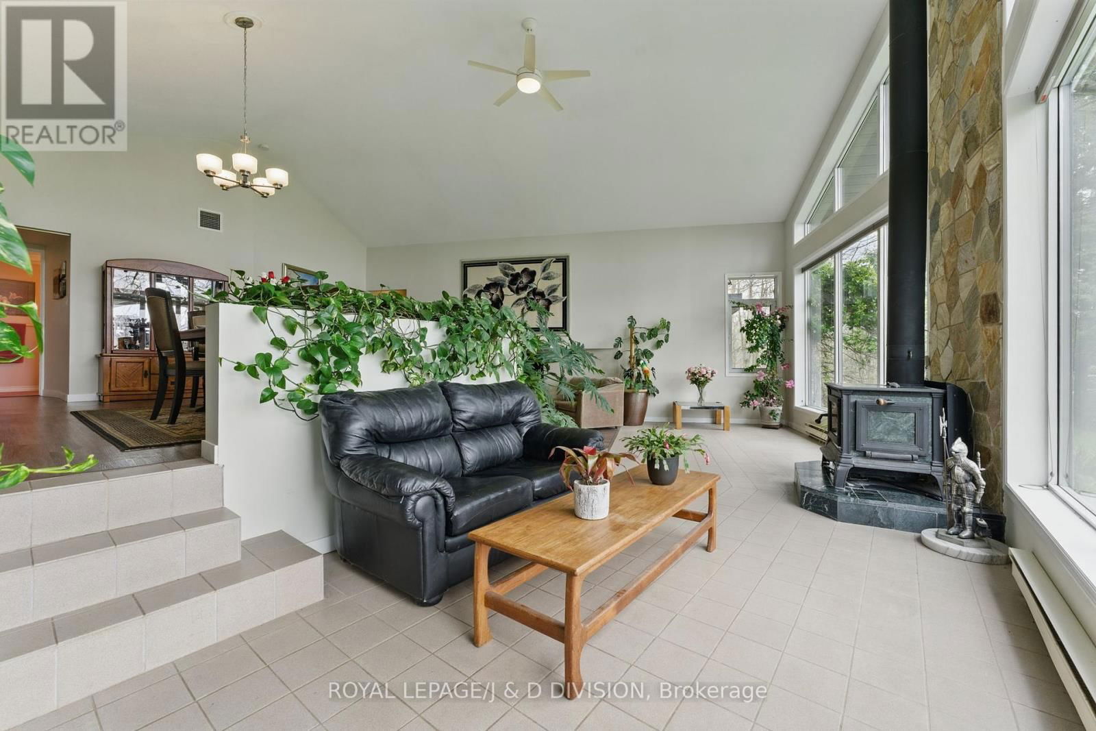 295 BRANT ROAD Image 4