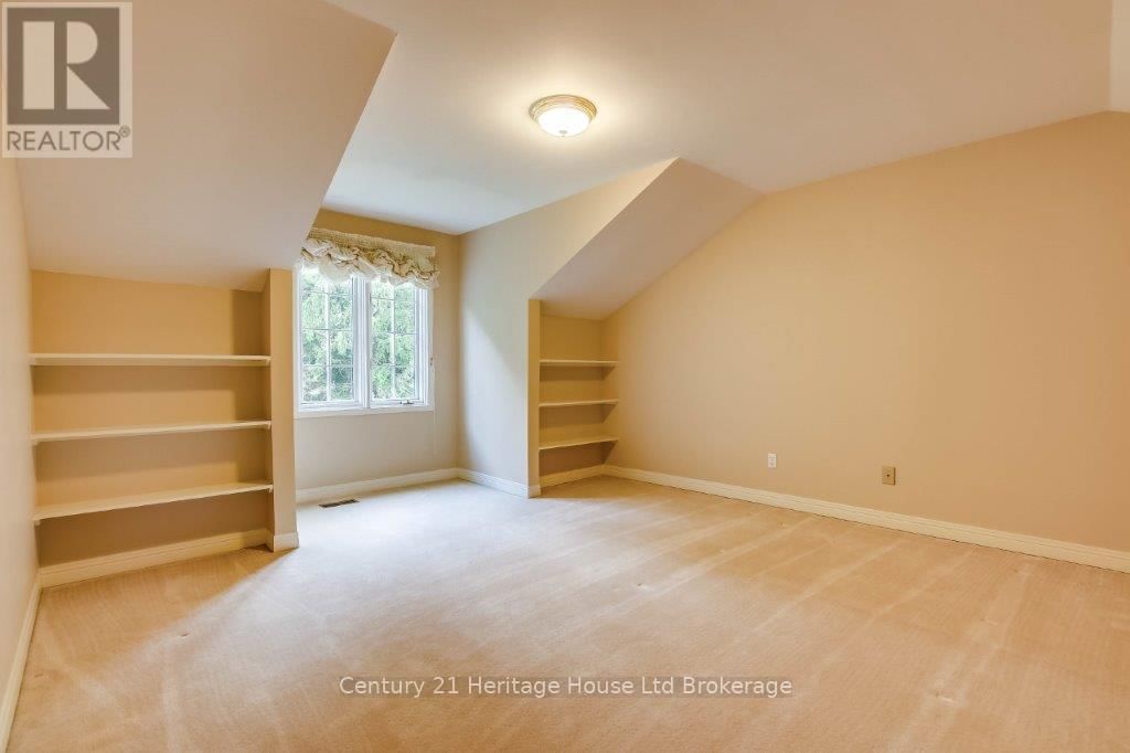 675 LANSDOWNE AVENUE Image 25