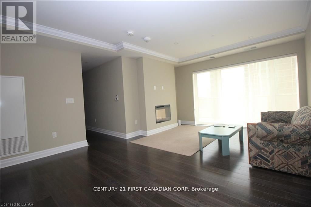 1005 - 505 TALBOT STREET Image 4