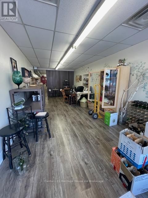 165 MAIN ST Image 4