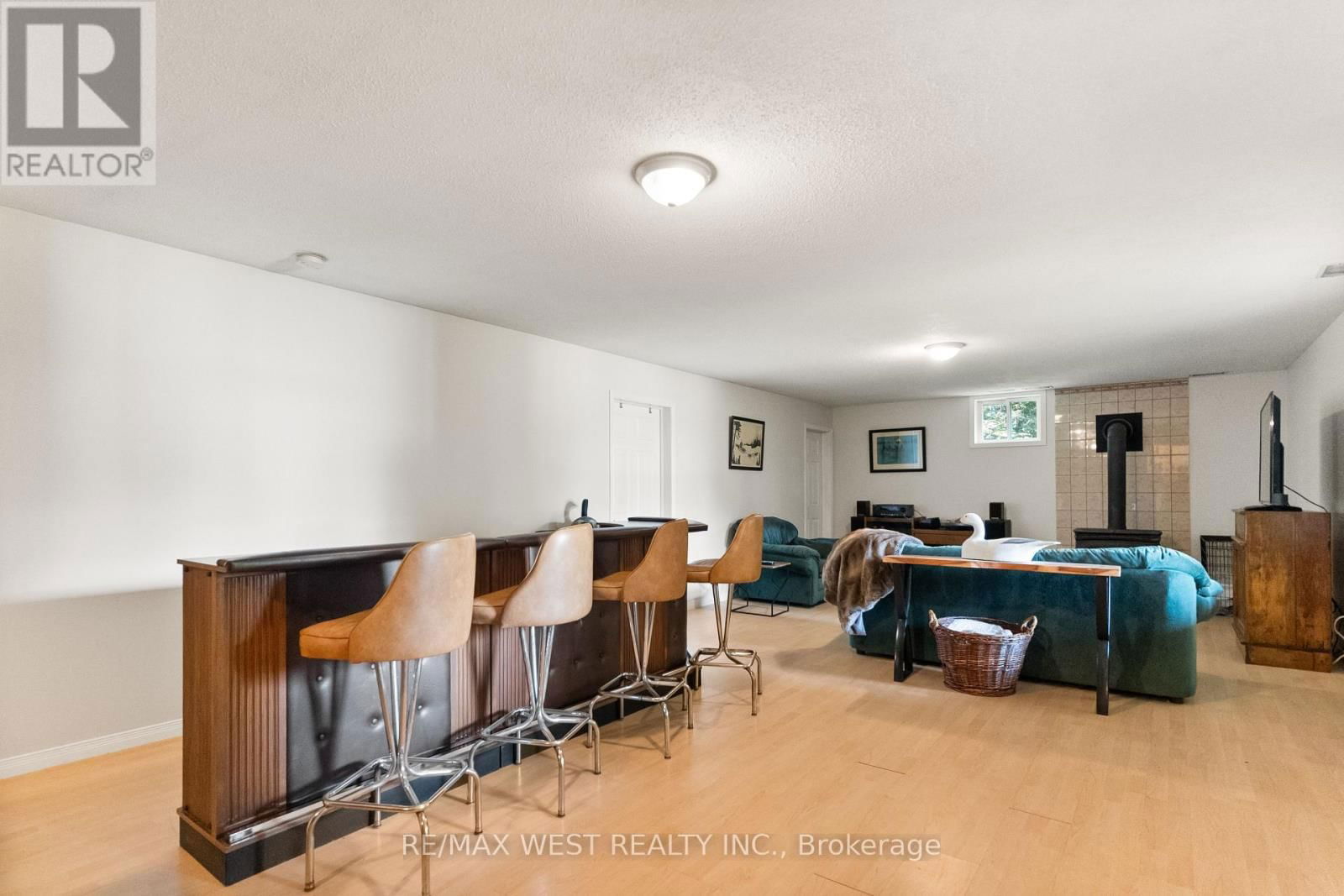 501 GOLF COURSE ROAD Image 11
