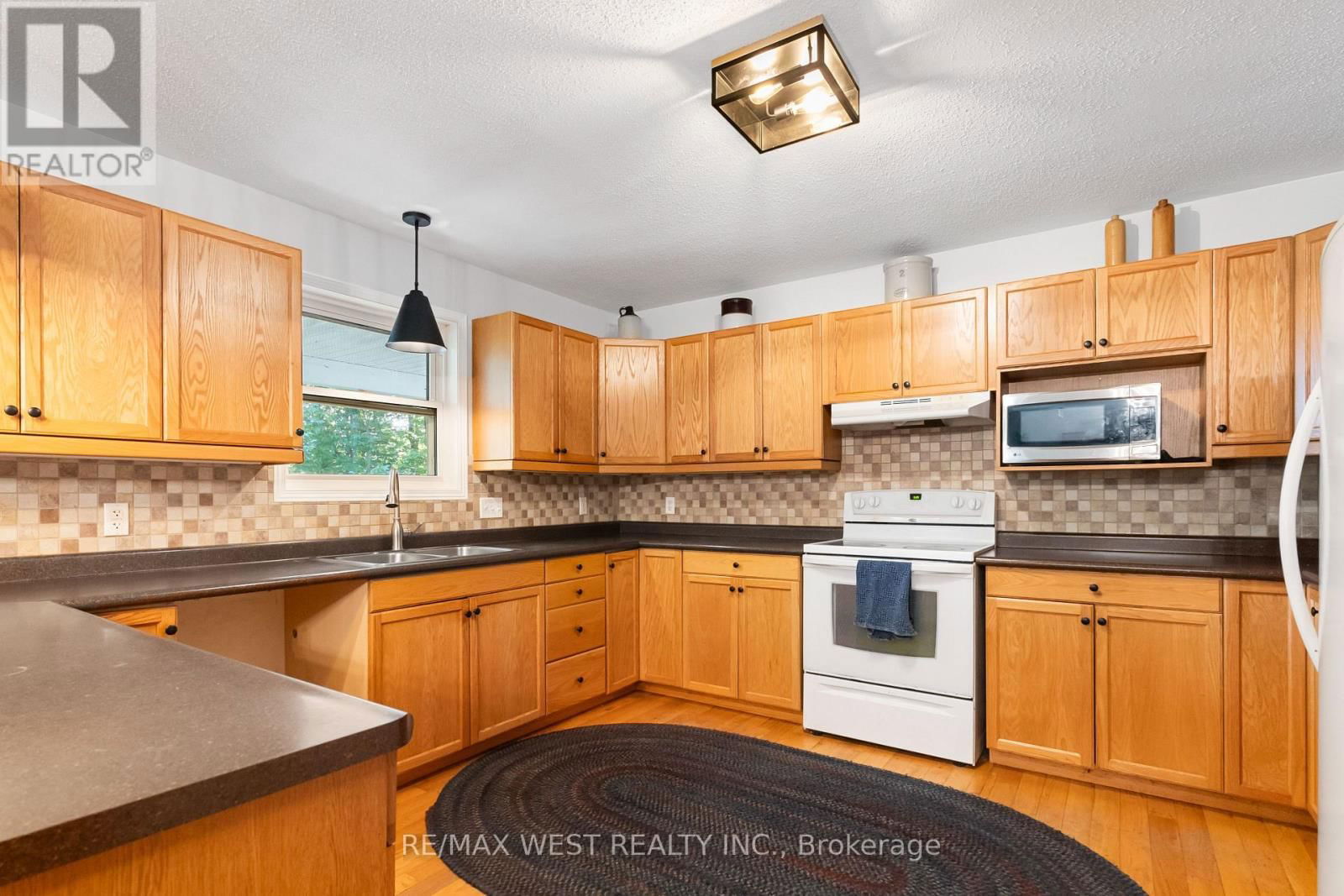 501 GOLF COURSE ROAD Image 7