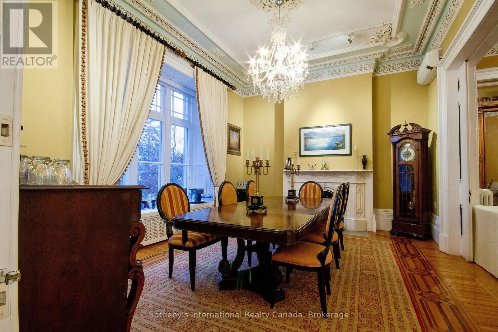 109 ST. PAUL CRESCENT Image 30