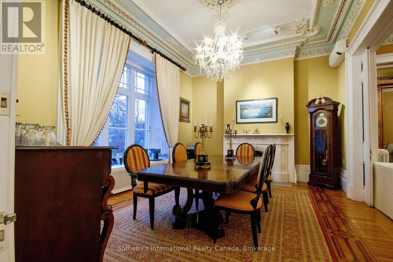 109 ST. PAUL CRESCENT Image 30