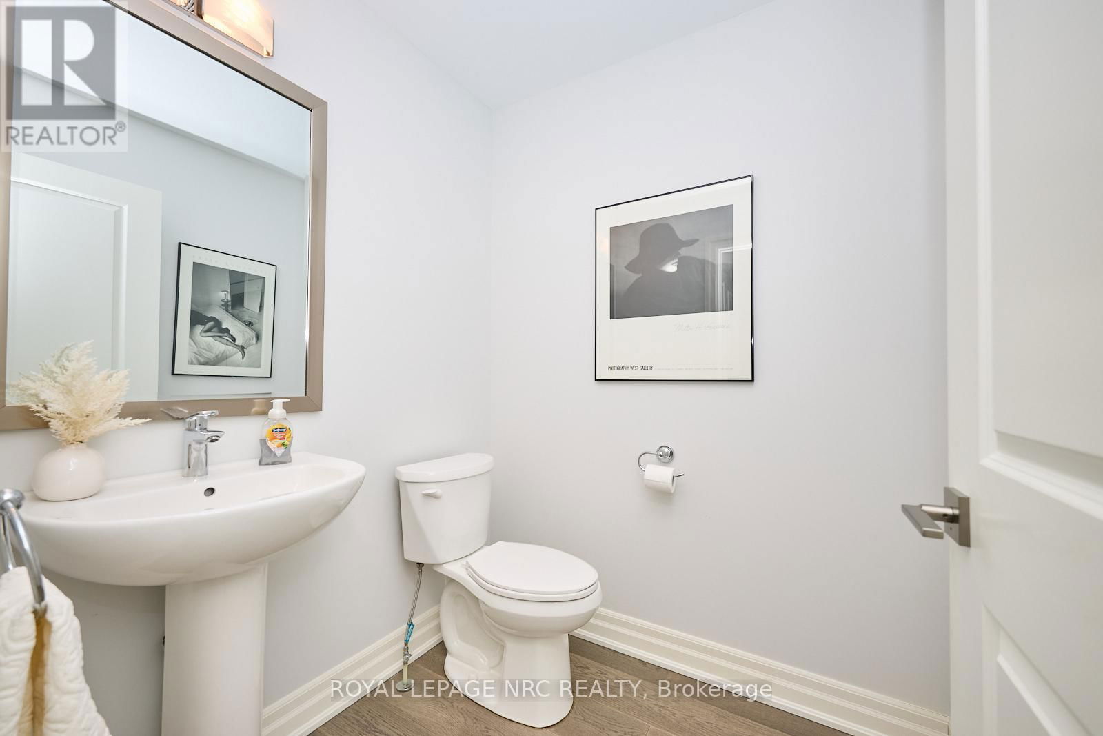 43 ABERDEEN LANE SOUTH Image 4
