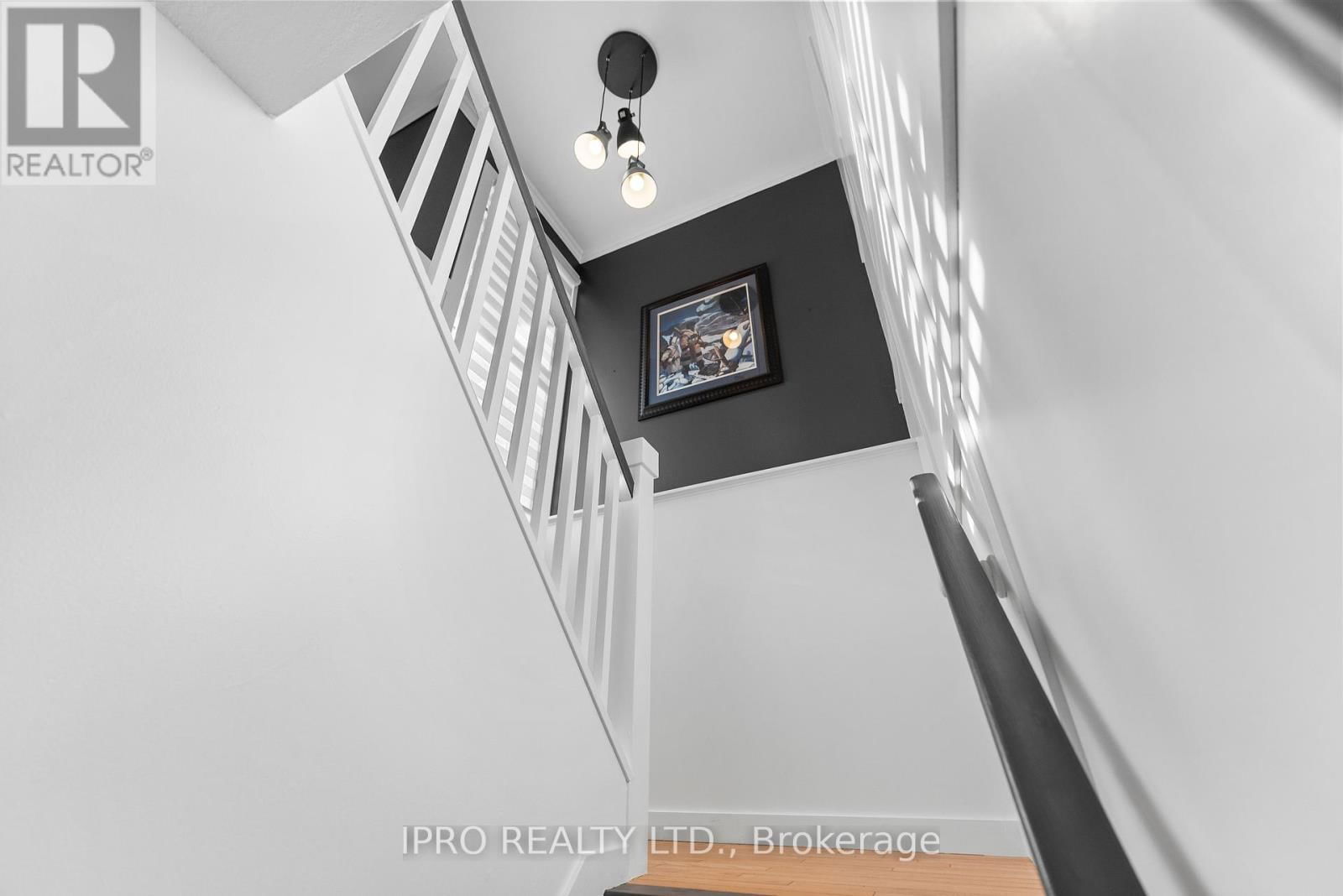 1 GAYLORD ROAD Image 23