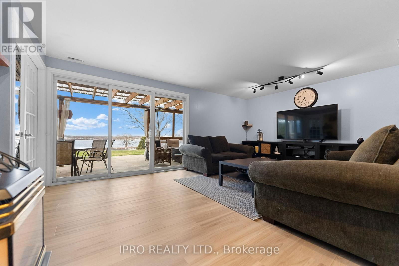 1 GAYLORD ROAD Image 28