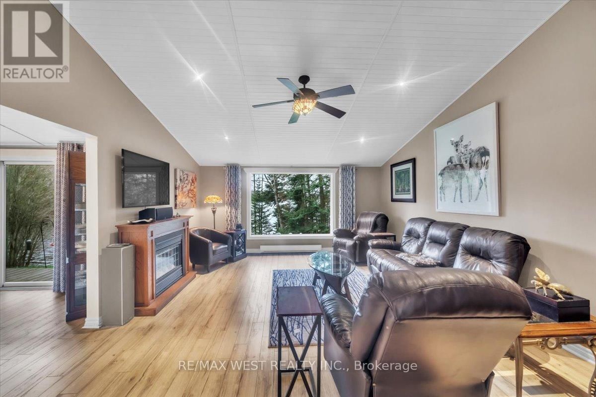 1017 RAYS LANE Image 8