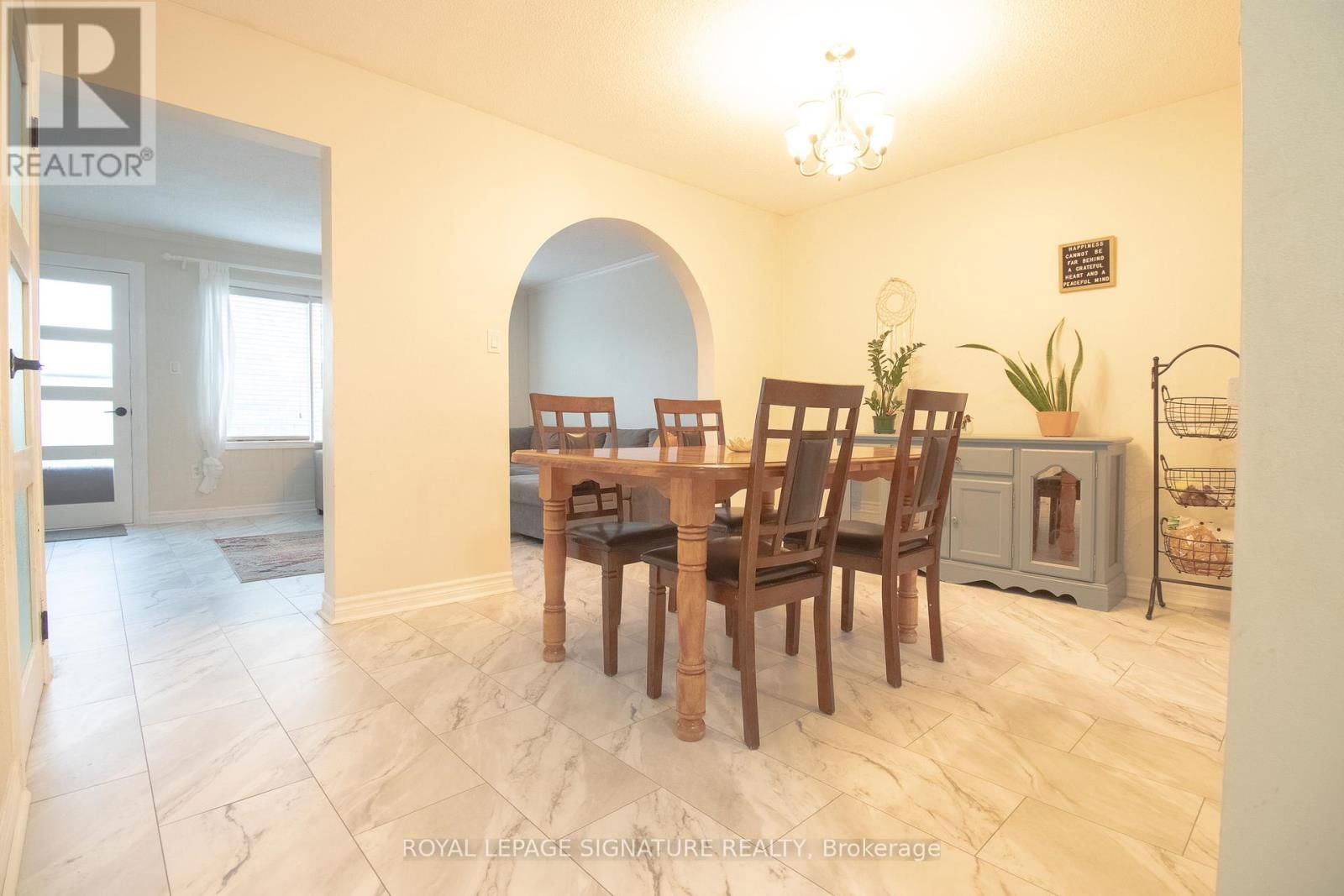 132 - 10 ANGUS ROAD Image 3
