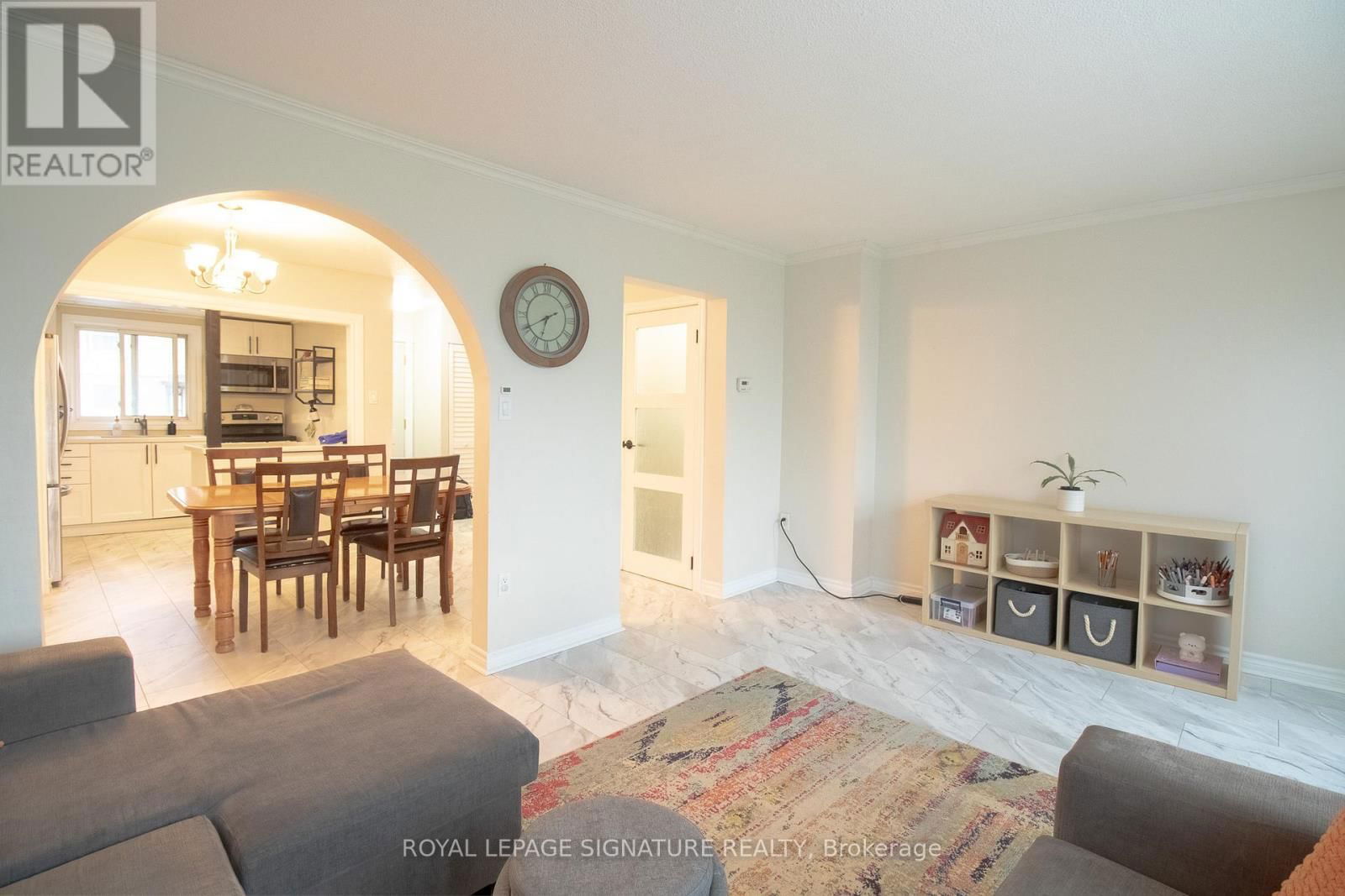 132 - 10 ANGUS ROAD Image 5