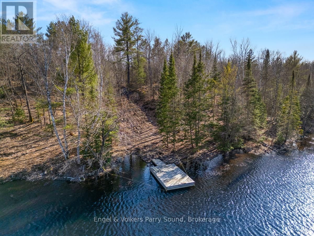 703 BUNNY TRAIL Image 9