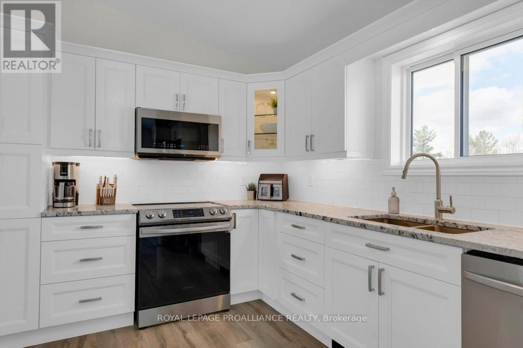 1640 CARMAN ROAD Image 15