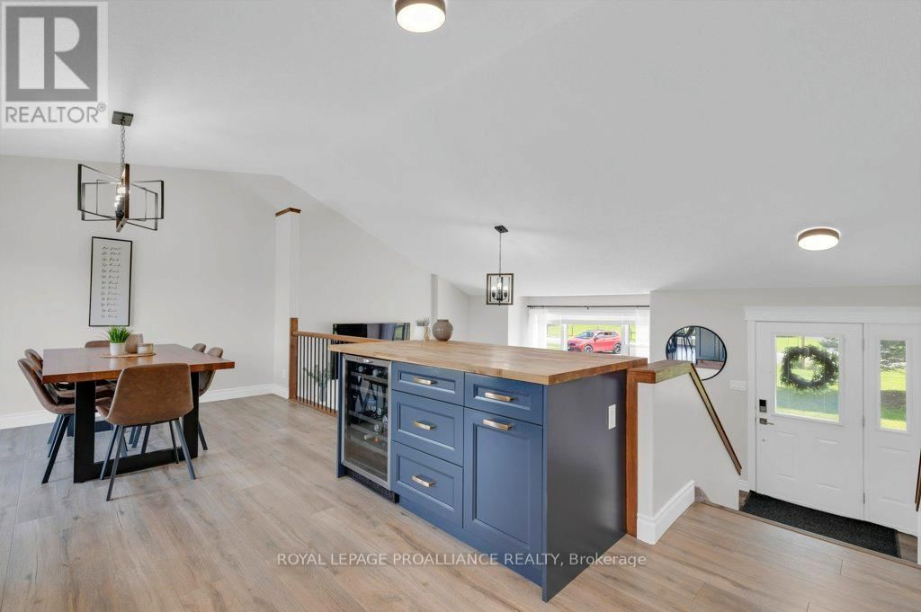 1640 CARMAN ROAD Image 18