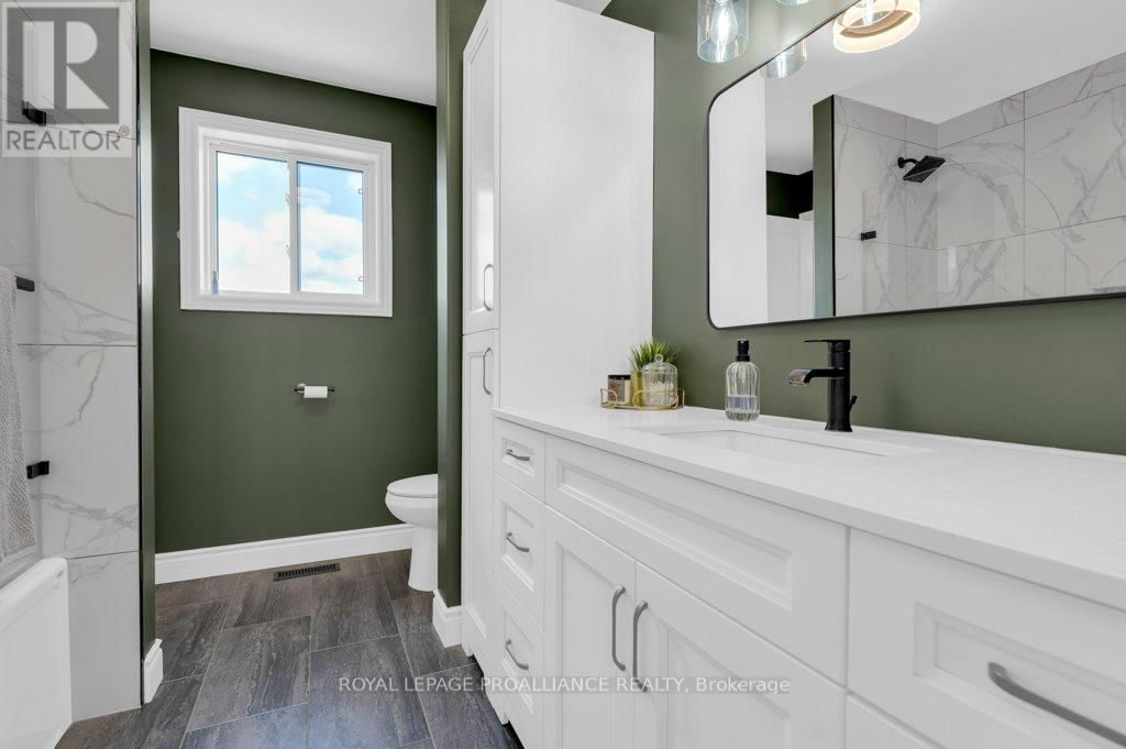 1640 CARMAN ROAD Image 21