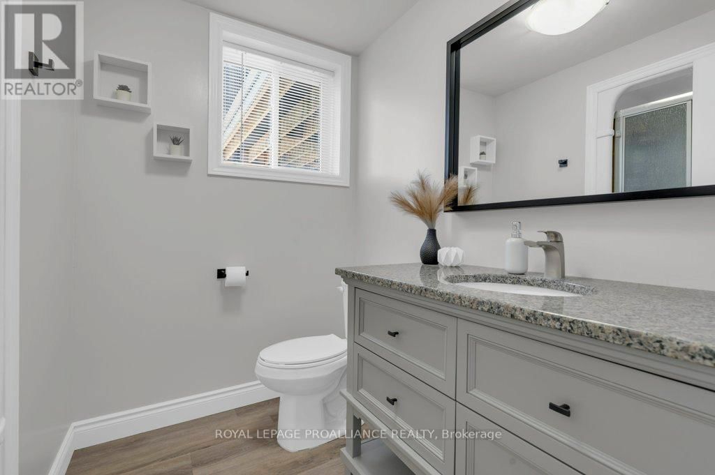 1640 CARMAN ROAD Image 30