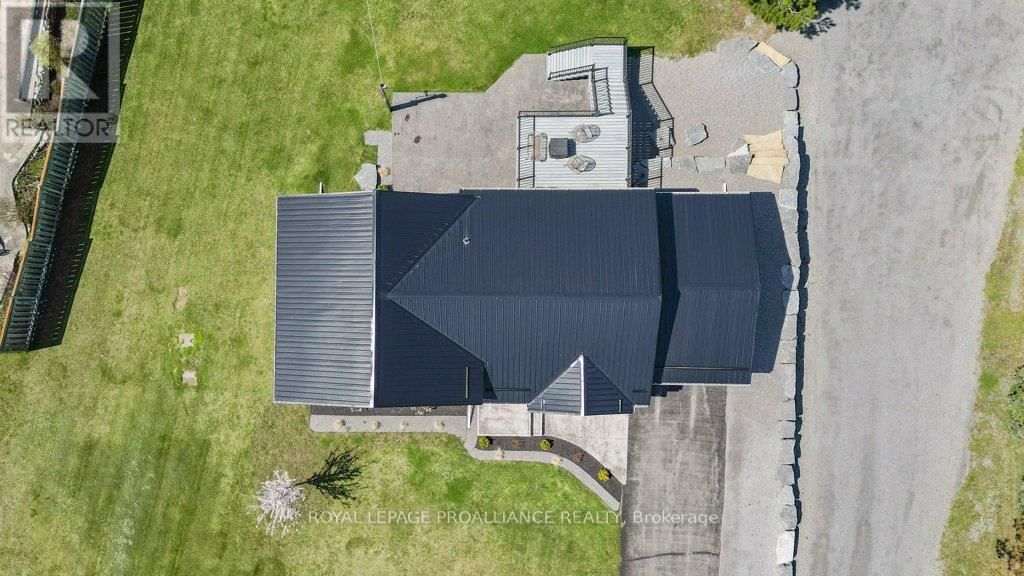 1640 CARMAN ROAD Image 45