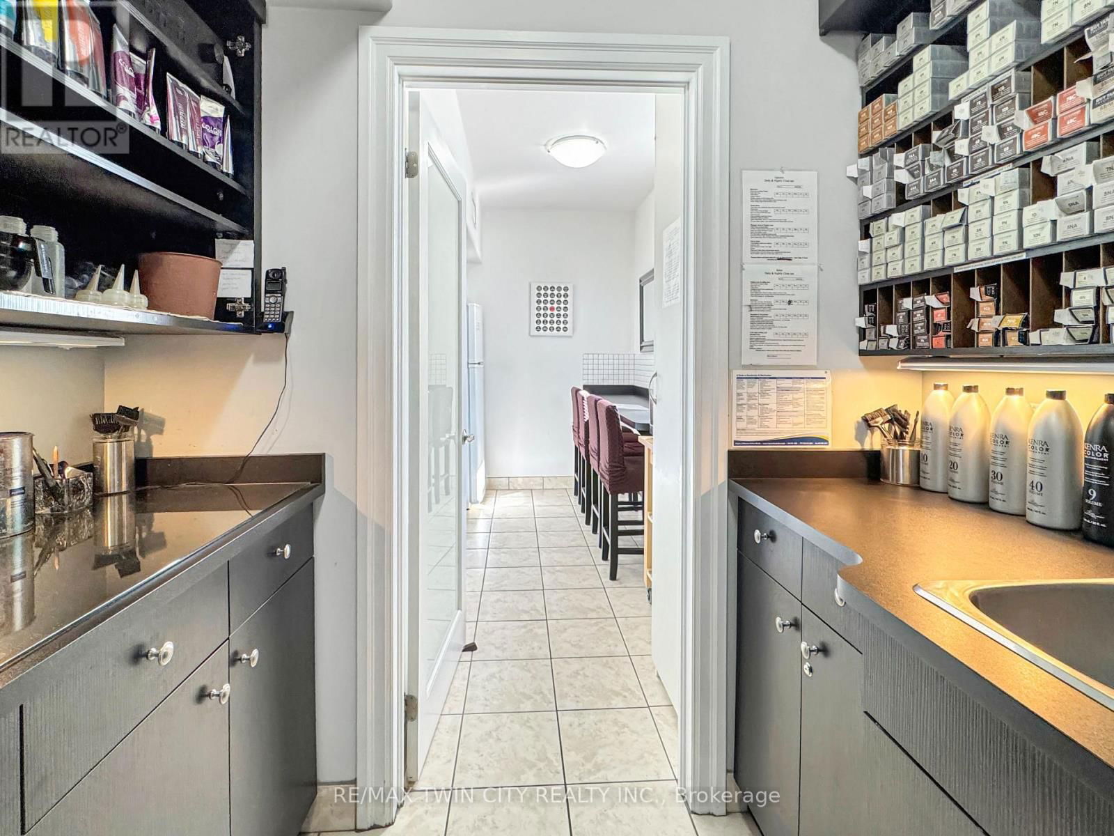 423 KING STREET EAST Image 23