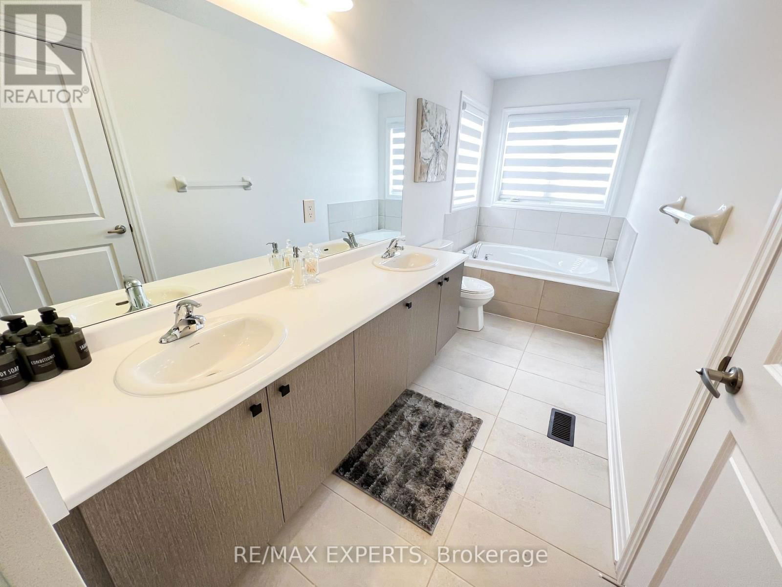 9256 GRIFFON STREET Image 28