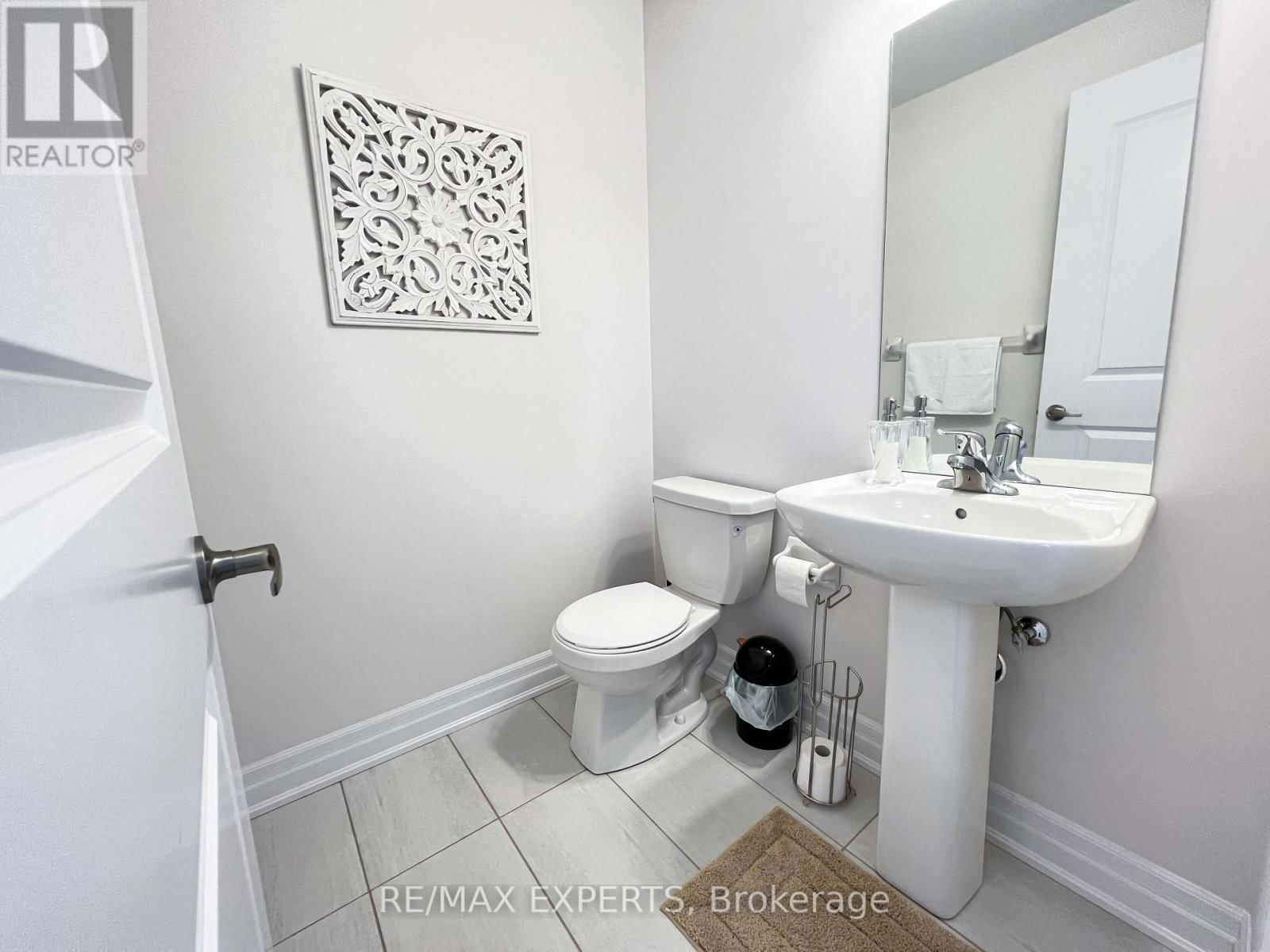 9256 GRIFFON STREET Image 37