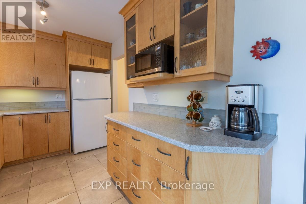422 KINTYRE PRIVATE Image 14
