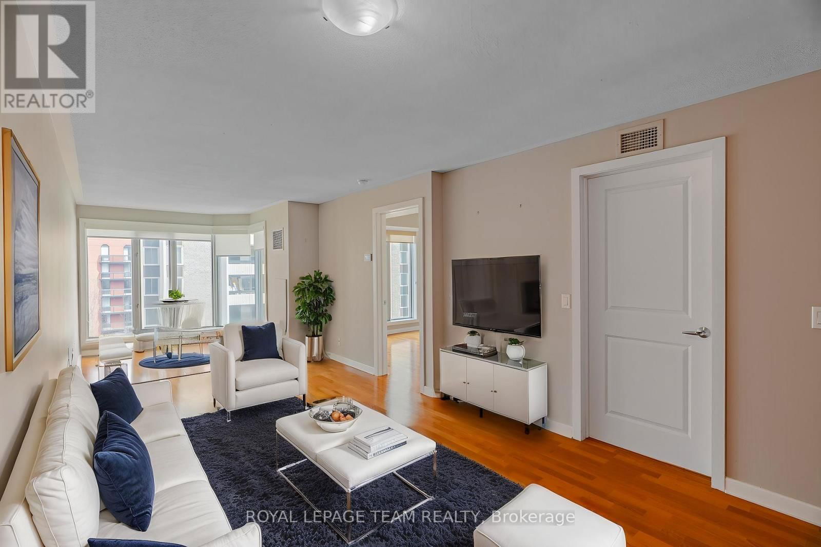 804 - 138 SOMERSET STREET WEST Image 16