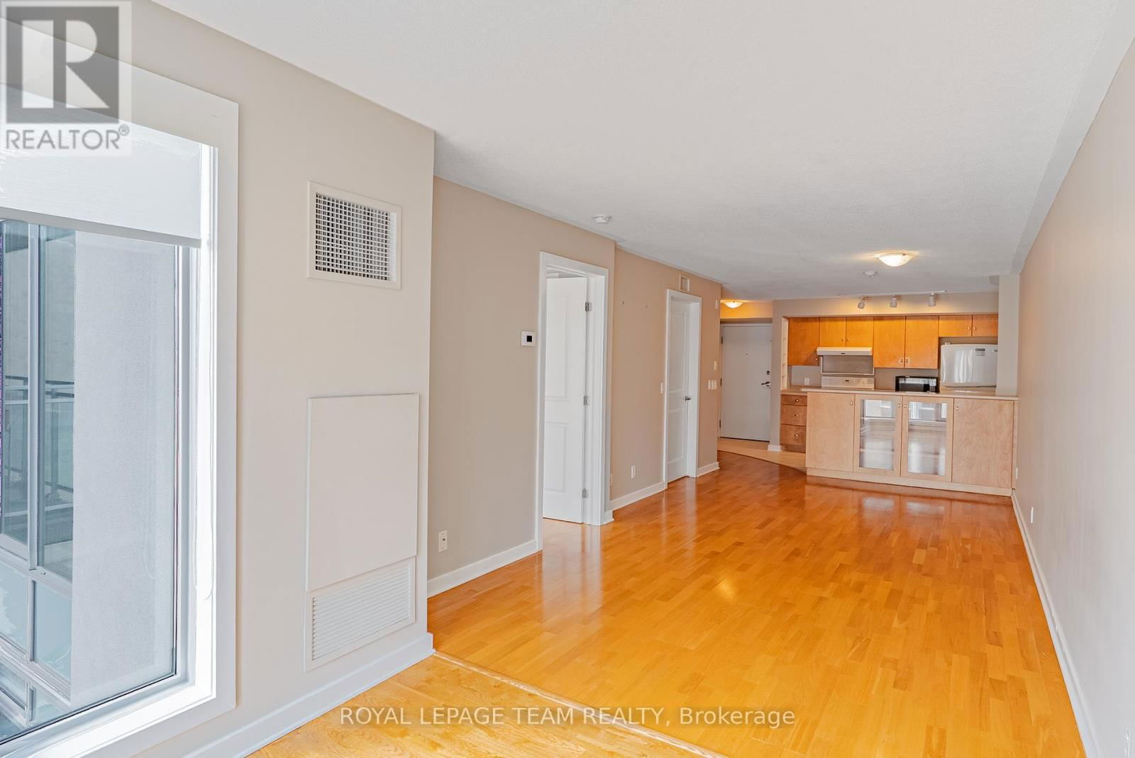 804 - 138 SOMERSET STREET WEST Image 18