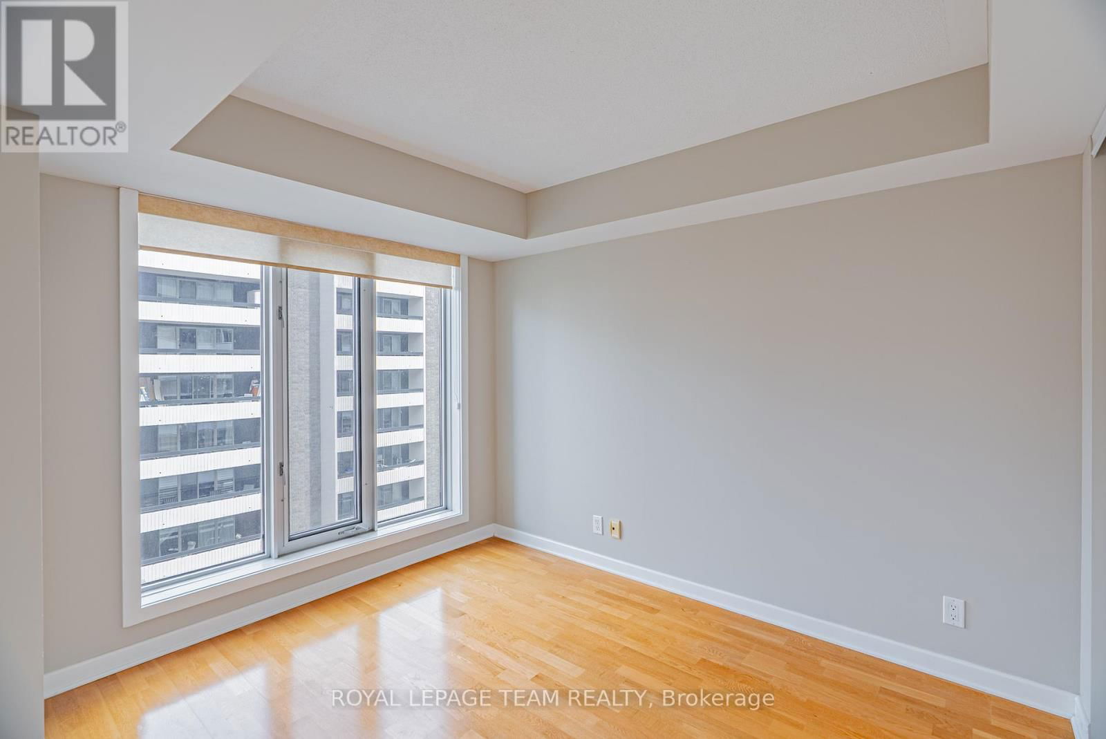 804 - 138 SOMERSET STREET WEST Image 24