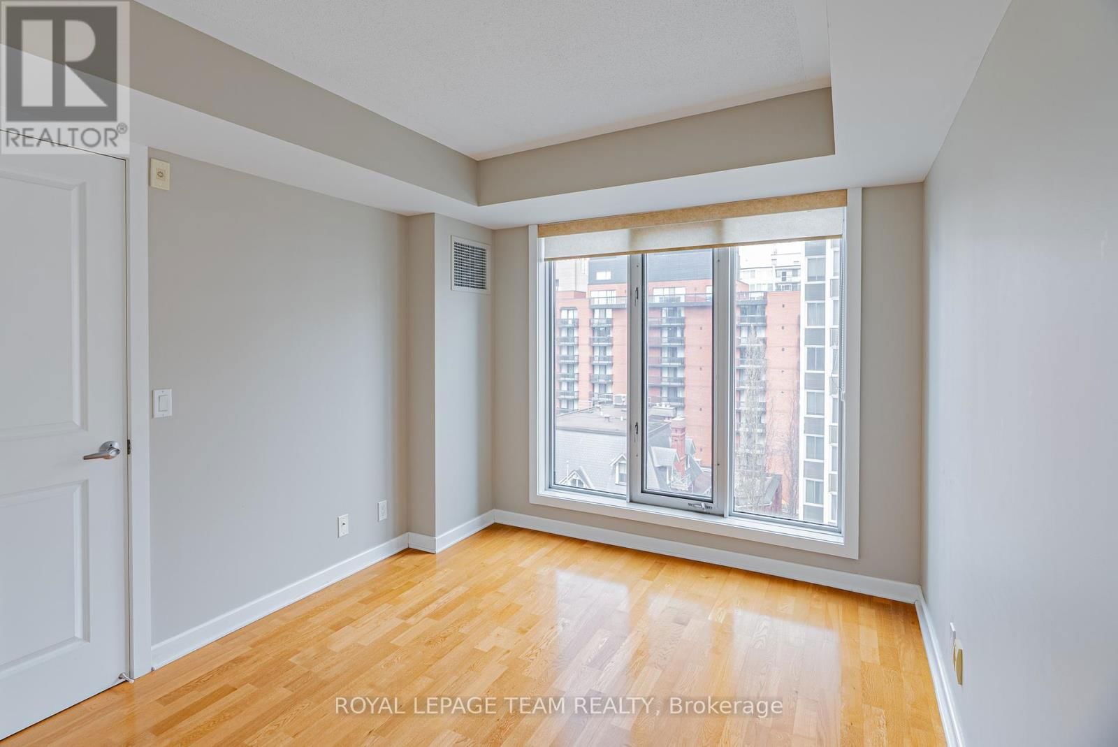 804 - 138 SOMERSET STREET WEST Image 25