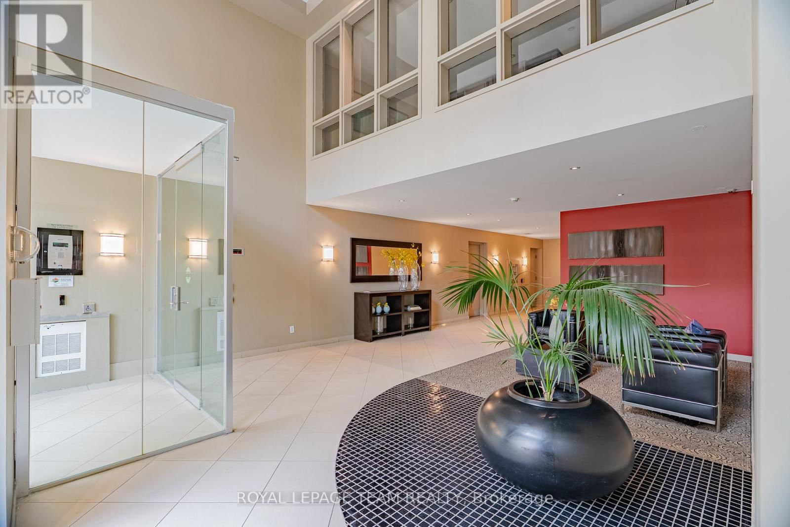 804 - 138 SOMERSET STREET WEST Image 39