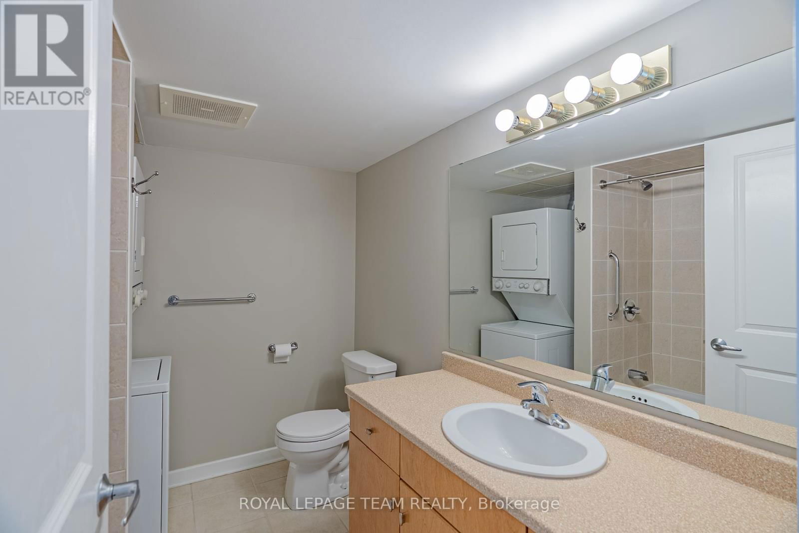 804 - 138 SOMERSET STREET WEST Image 9