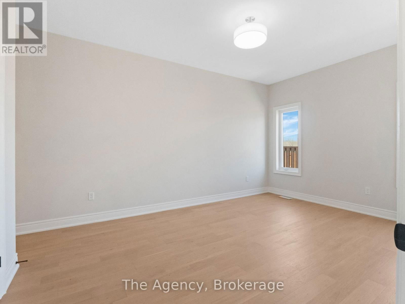 21 AUSTIN DRIVE Image 19